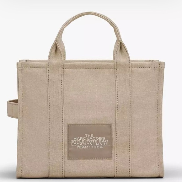 Marc Jacobs Tan Tote Bag with Black Strap - Brand New - Picture 2 of 8